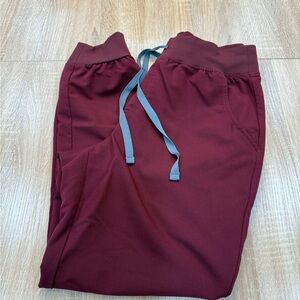 Figs Petite High Waisted Zamora Jogger Scrub Pants in Burgundy